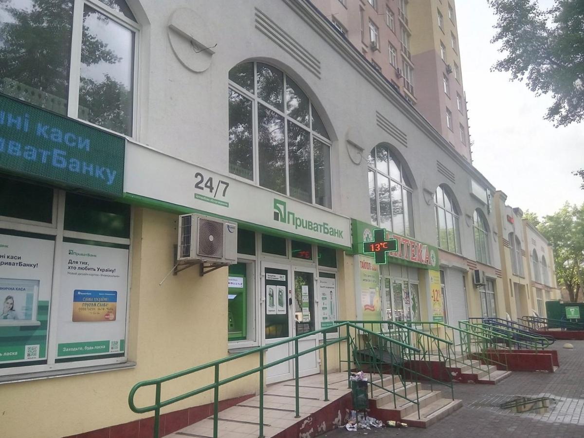 Rent Kiev Apartment 2 Min Metro Chernihivska Exterior foto